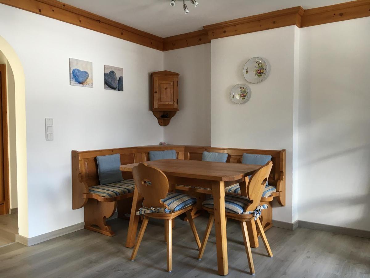 Landhaus Holzereck Ehrwald Exteriör bild